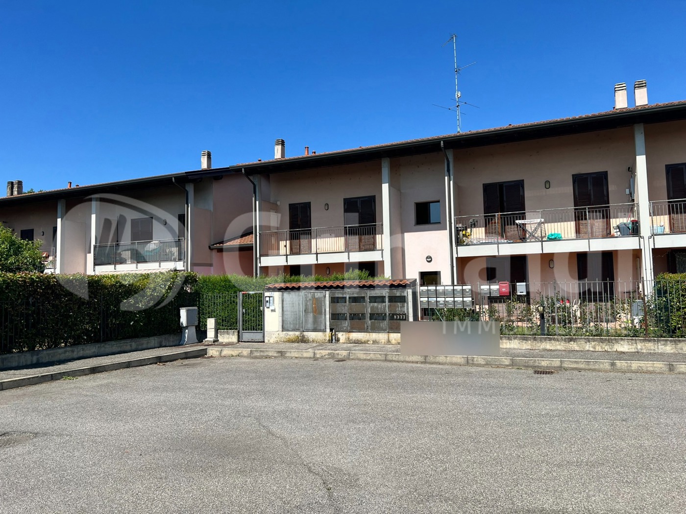 Trilocale con giardino a Roncaro
