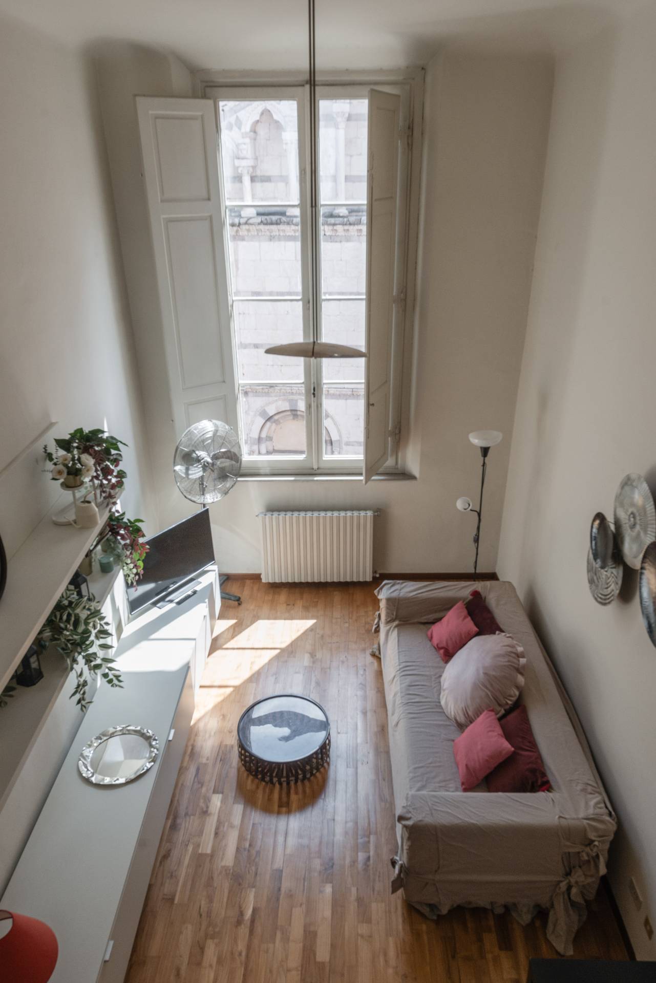 Trilocale arredato in affitto a Pisa