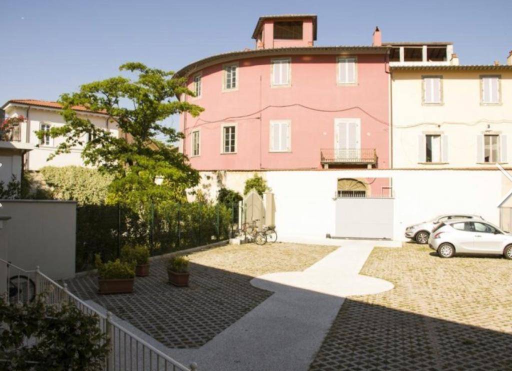 Box/Garage 12mq in affitto a Pisa