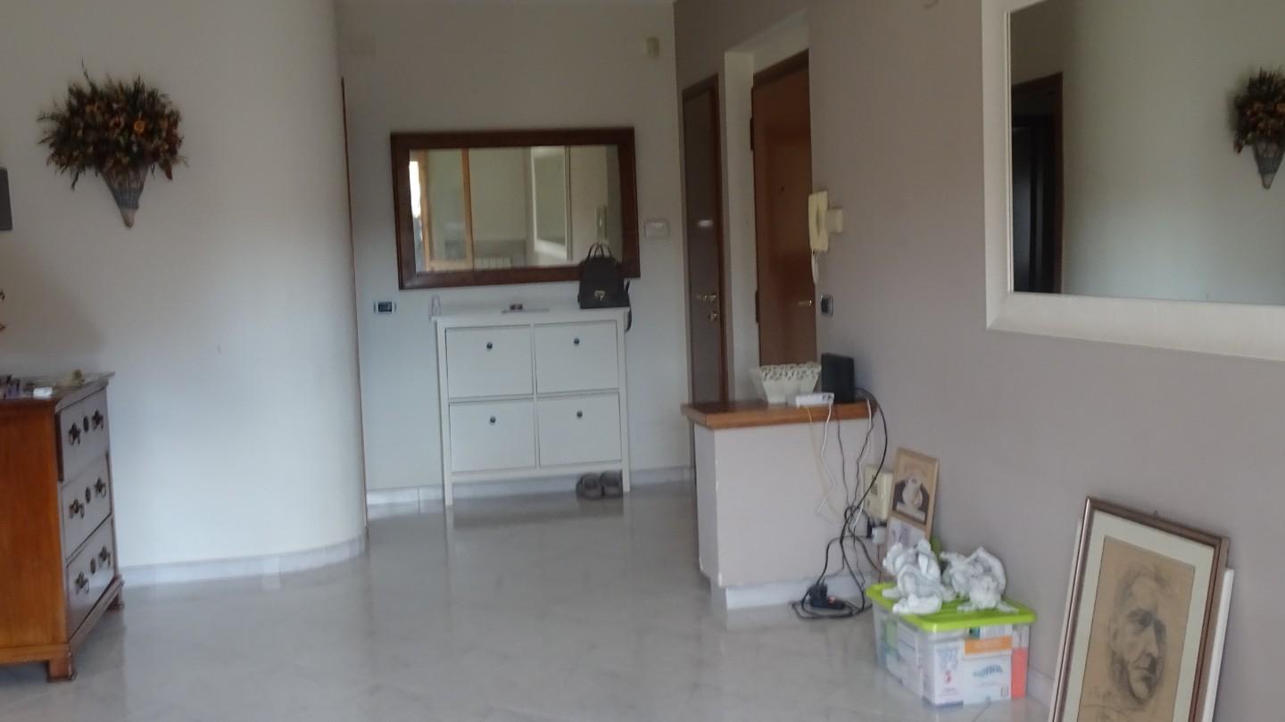 Appartamento con terrazzi, Cascina san casciano