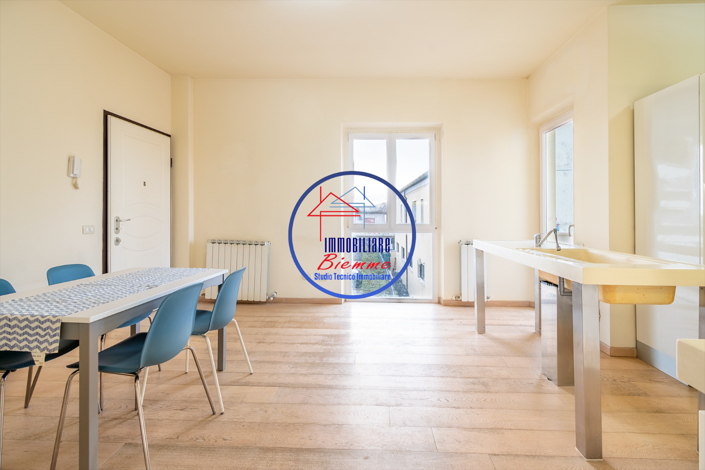 Trilocale in vendita, Massarosa piano di mommio