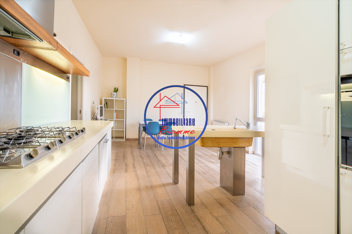 Trilocale in vendita, Massarosa piano di mommio