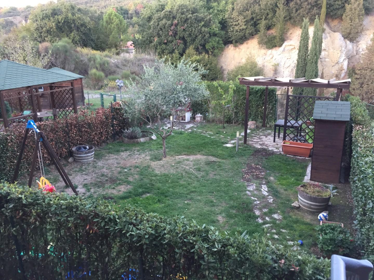 Appartamento con giardino a Casole d'Elsa