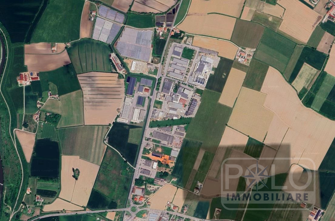 Terreno in vendita a Albaredo d'Adige