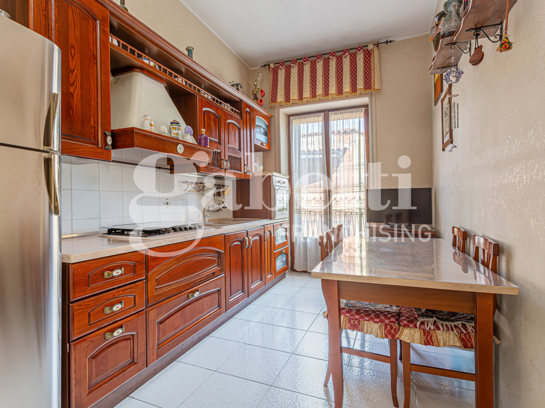 Trilocale con box a Mugnano di Napoli