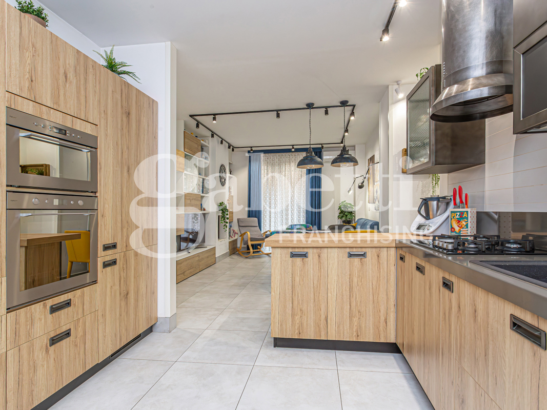 Trilocale ristrutturato a Mugnano di Napoli