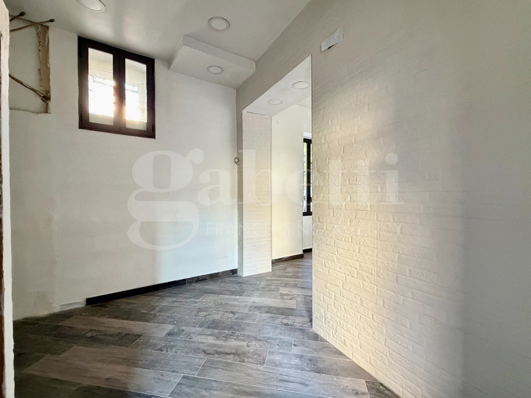 Negozio in vendita a Mugnano di Napoli