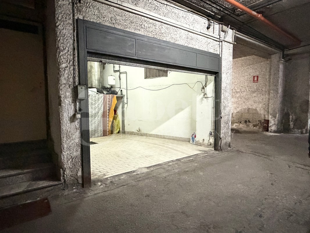 Box/Garage 20mq in vendita a Mugnano di Napoli