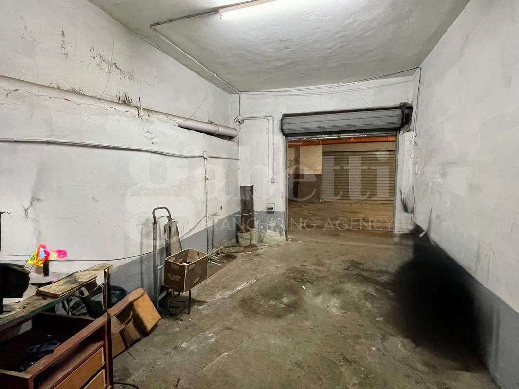 Box/Garage 20mq in vendita a Mugnano di Napoli