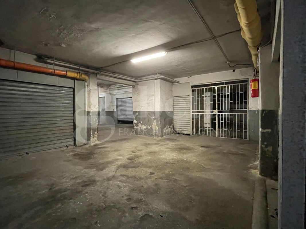 Box/Garage 20mq in vendita a Mugnano di Napoli