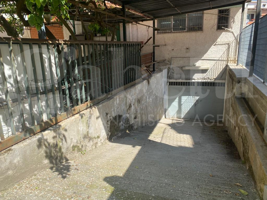 Magazzino in vendita a Mugnano di Napoli