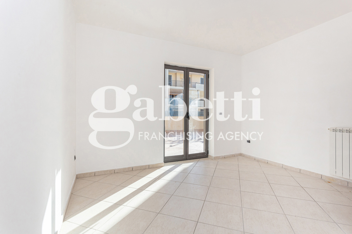 Quadrilocale con giardino a Melito di Napoli