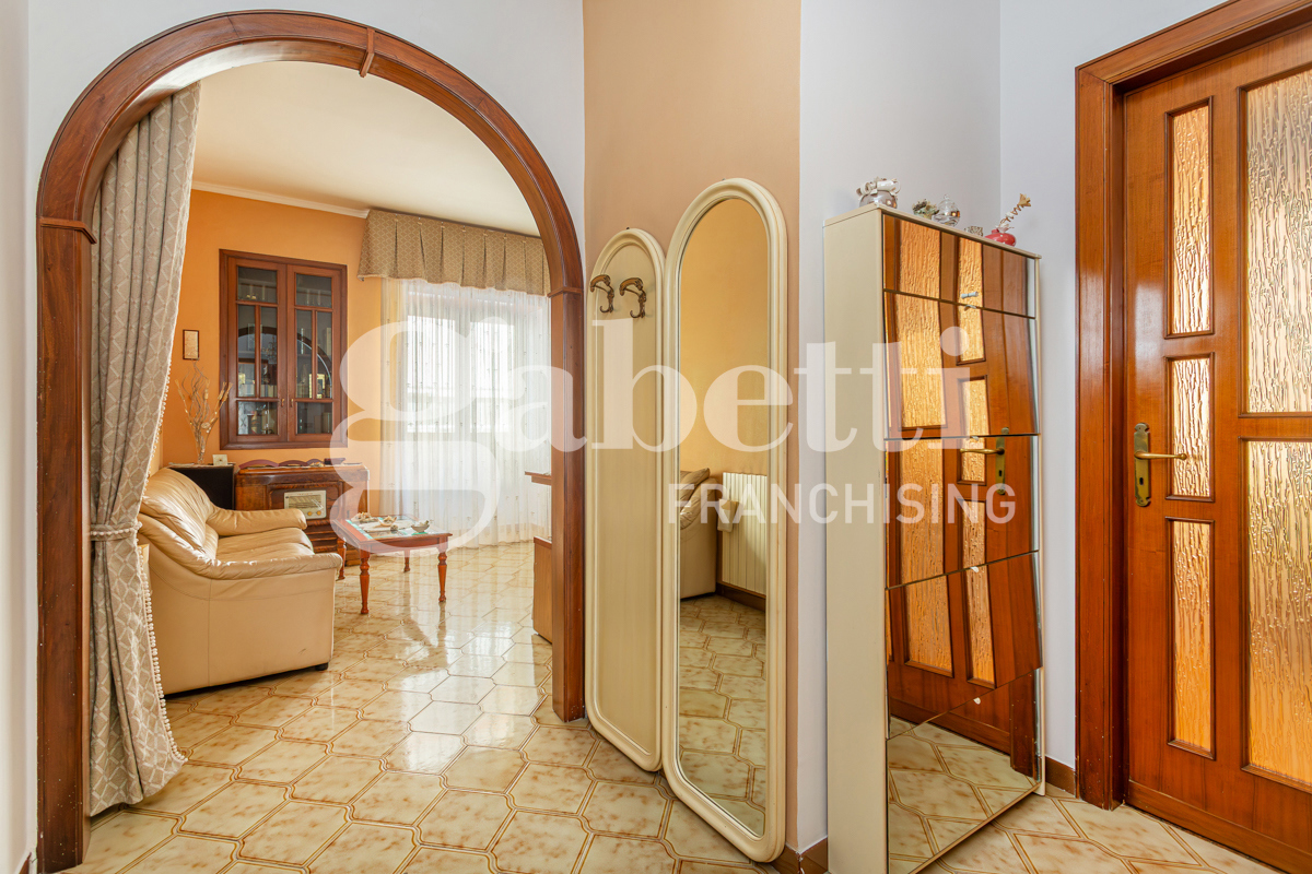 Casa indipendente con giardino a Mugnano di Napoli