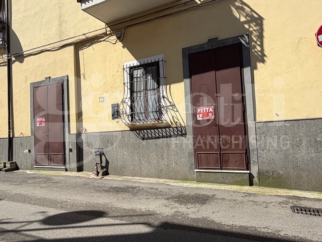 Negozio in affitto a Mugnano di Napoli