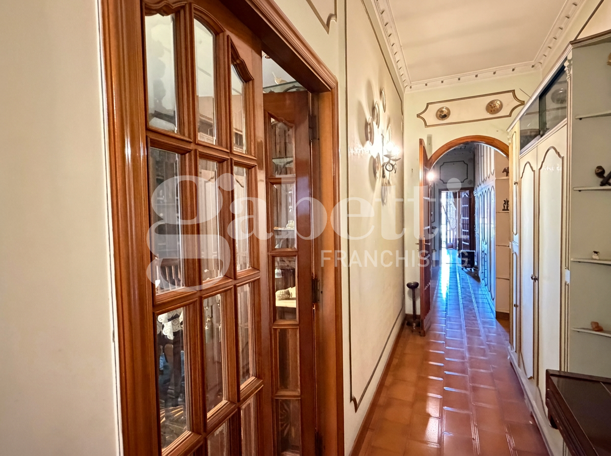 Stabile/Palazzo con giardino a Mugnano di Napoli