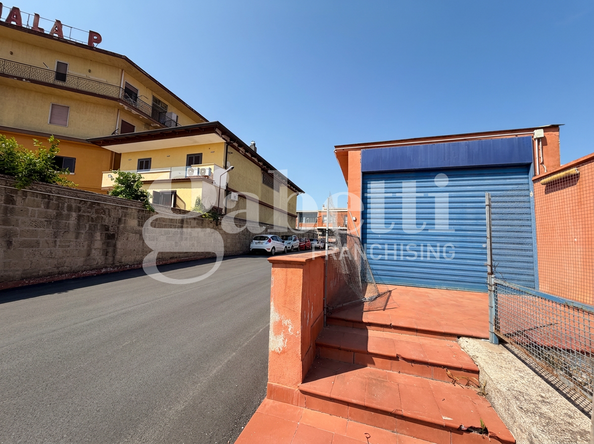 Laboratorio in affitto a Melito di Napoli