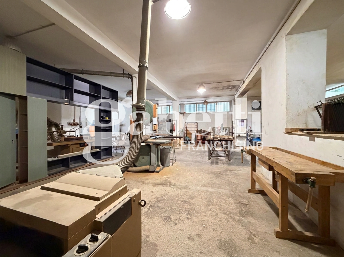 Laboratorio in affitto a Mugnano di Napoli
