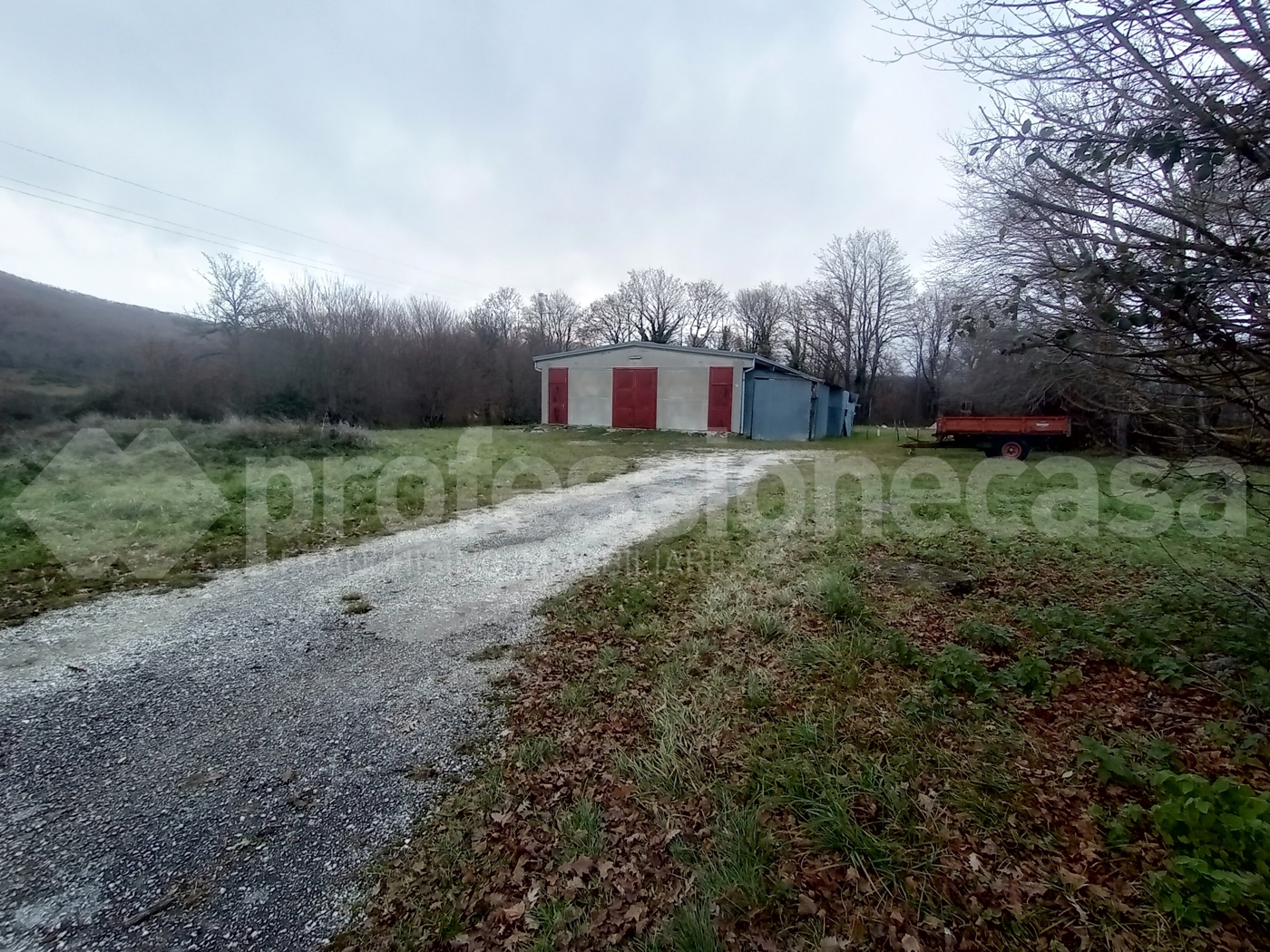 Capannone in vendita a San Pietro Avellana