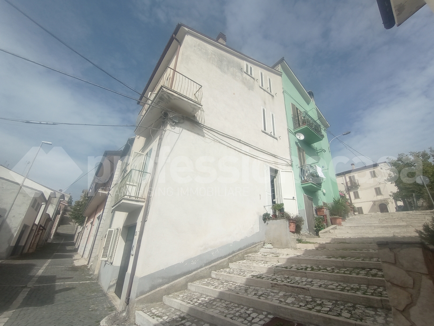 Casa indipendente con box a Ateleta