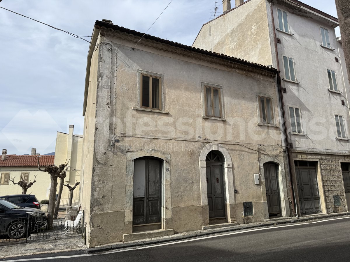 Casa indipendente in vendita a Sant'Angelo del Pesco