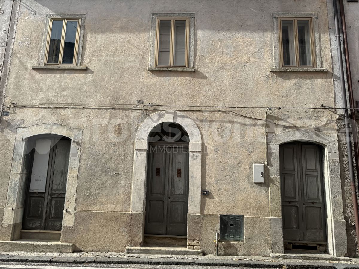 Casa indipendente in vendita a Sant'Angelo del Pesco