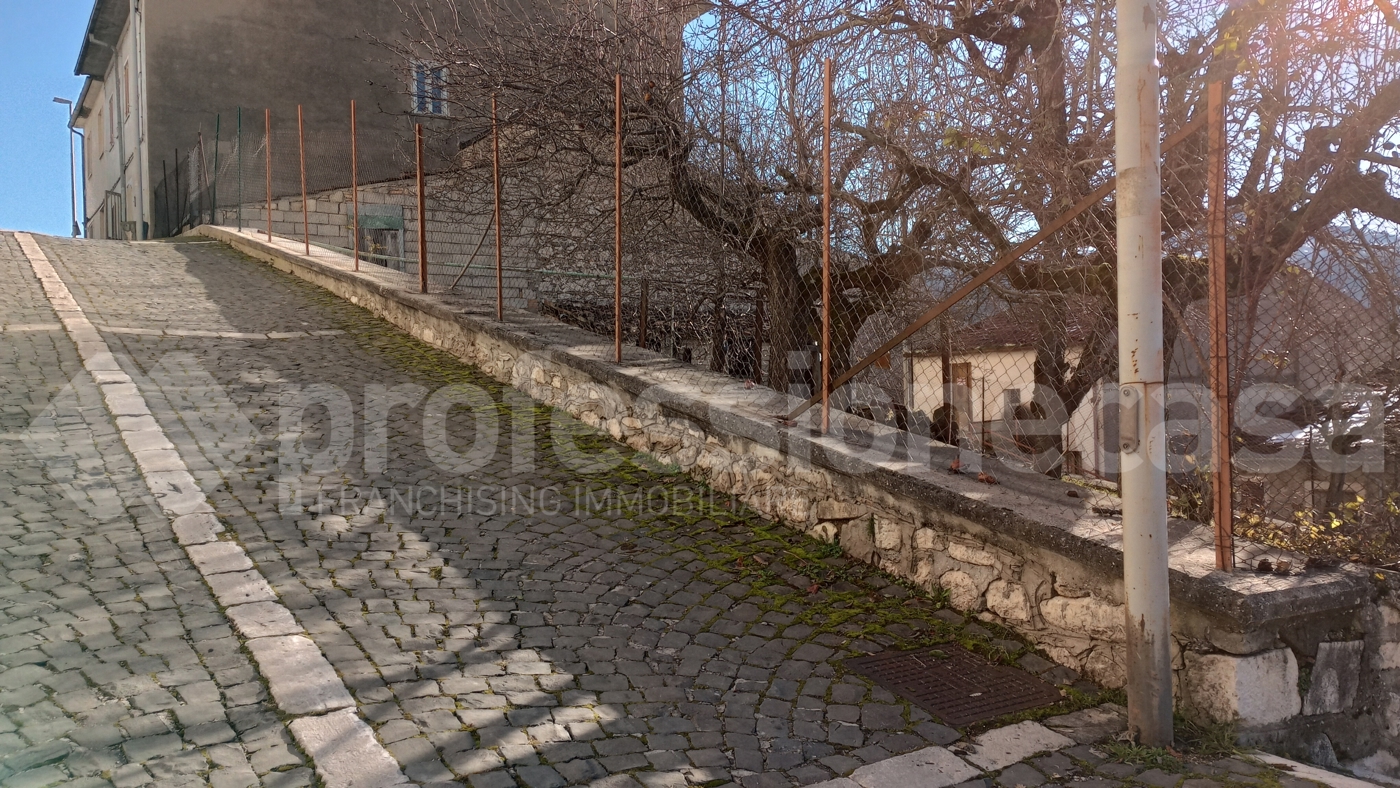 Casa indipendente in vendita a Ateleta