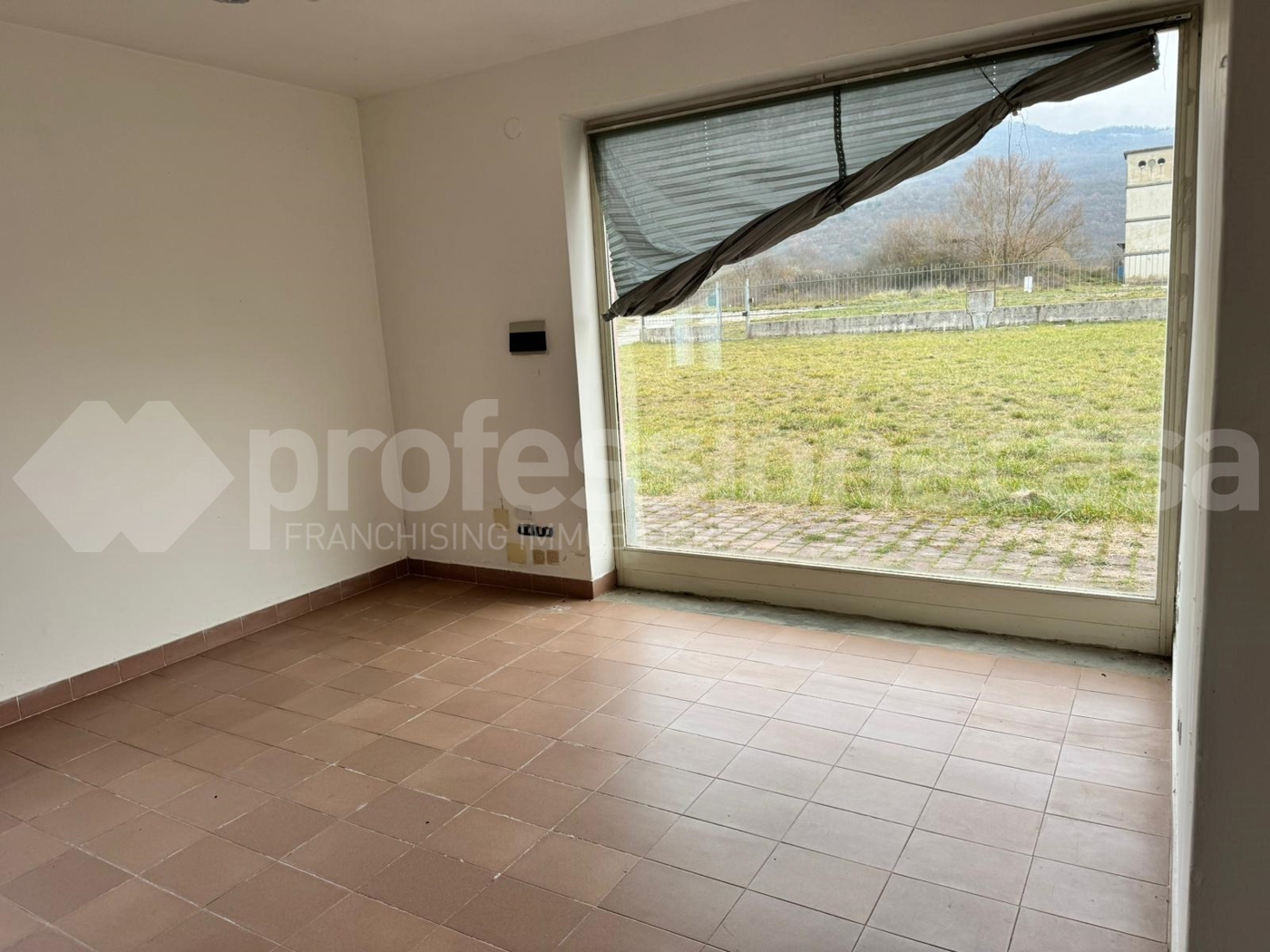 Capannone in vendita a Sessano del Molise