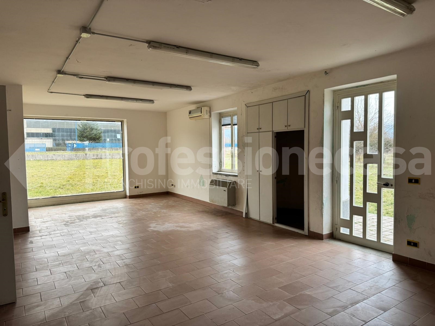 Capannone in vendita a Sessano del Molise