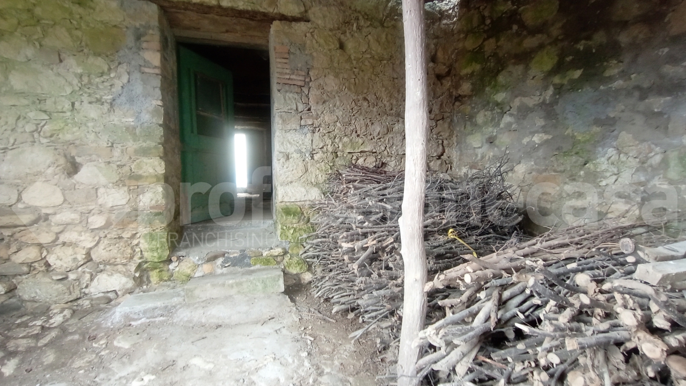 Rustico da ristrutturare a Ateleta