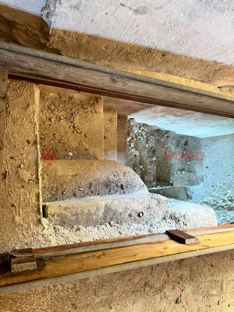 Quadrilocale da ristrutturare a Pesche