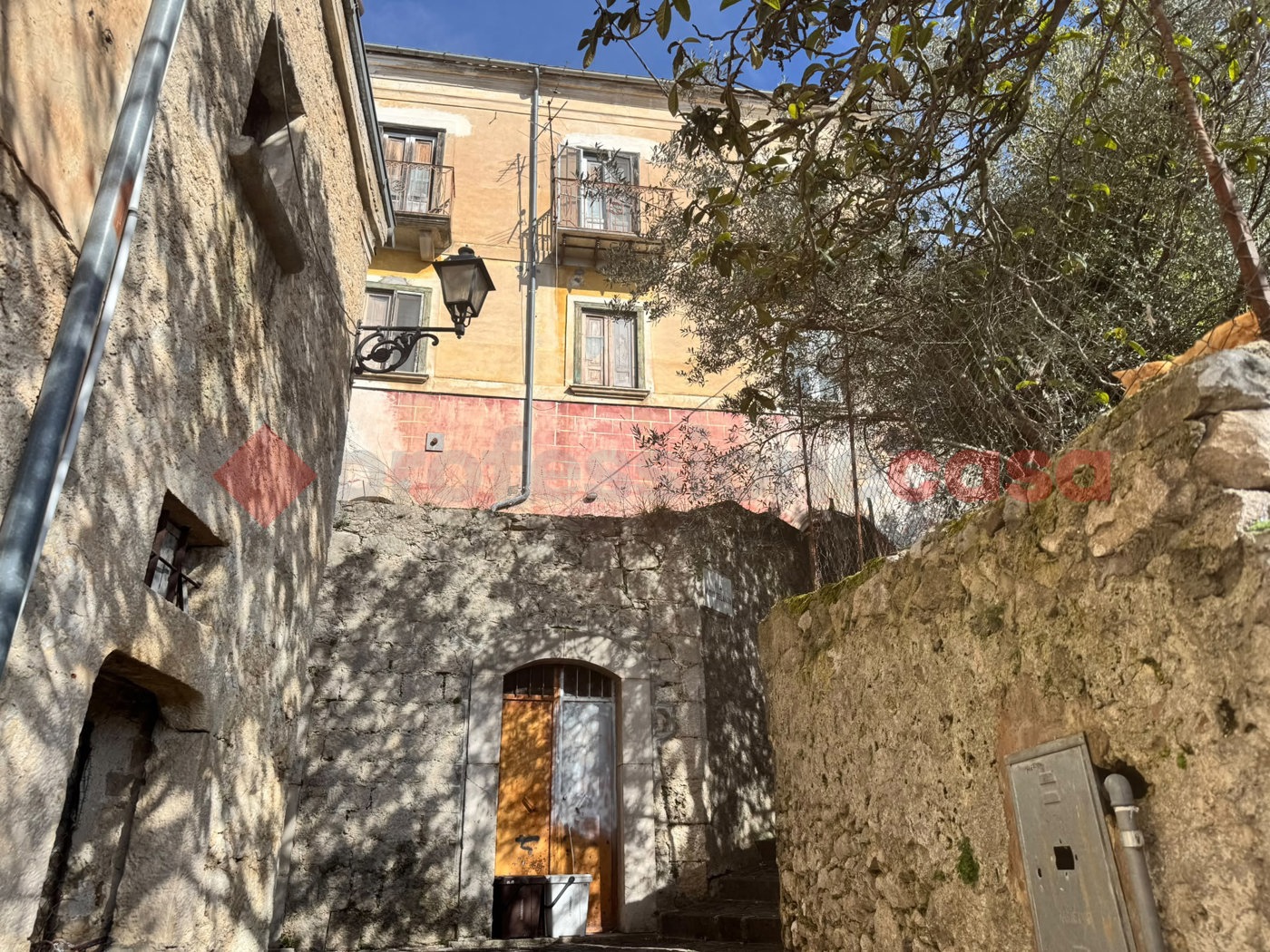 Casa indipendente da ristrutturare a Pesche