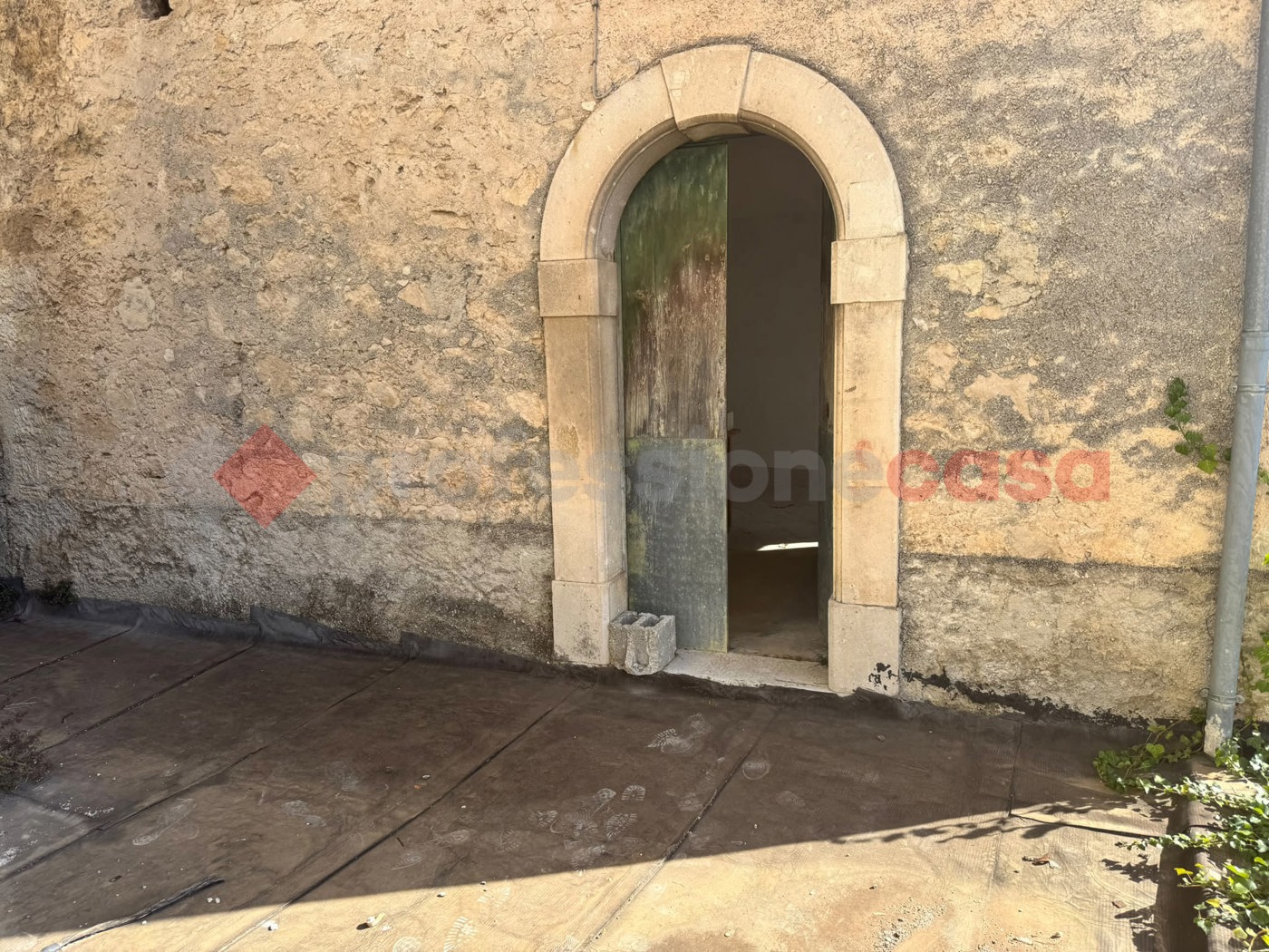 Casa indipendente da ristrutturare a Pesche