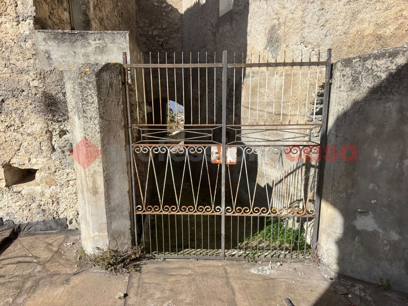 Casa indipendente da ristrutturare a Pesche