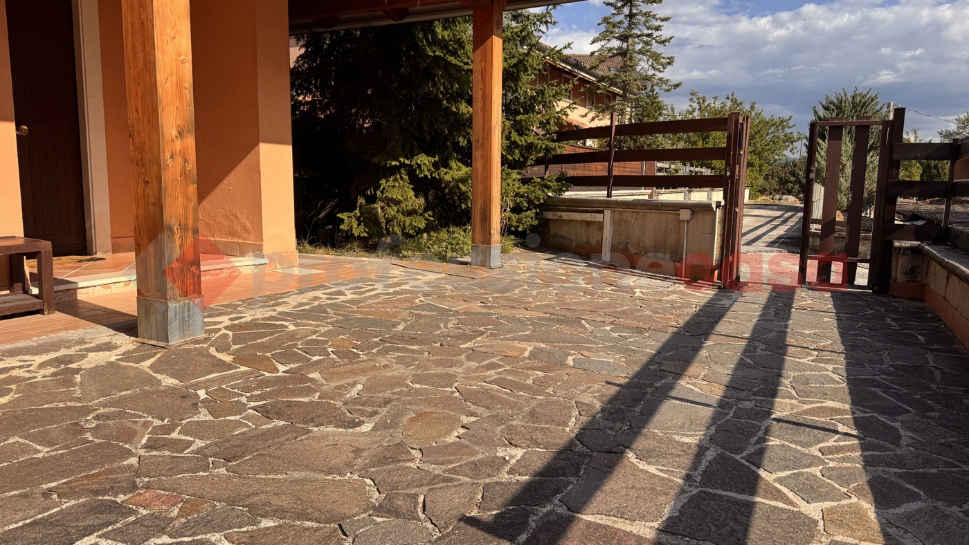 Villa in vendita a Castel di Sangro