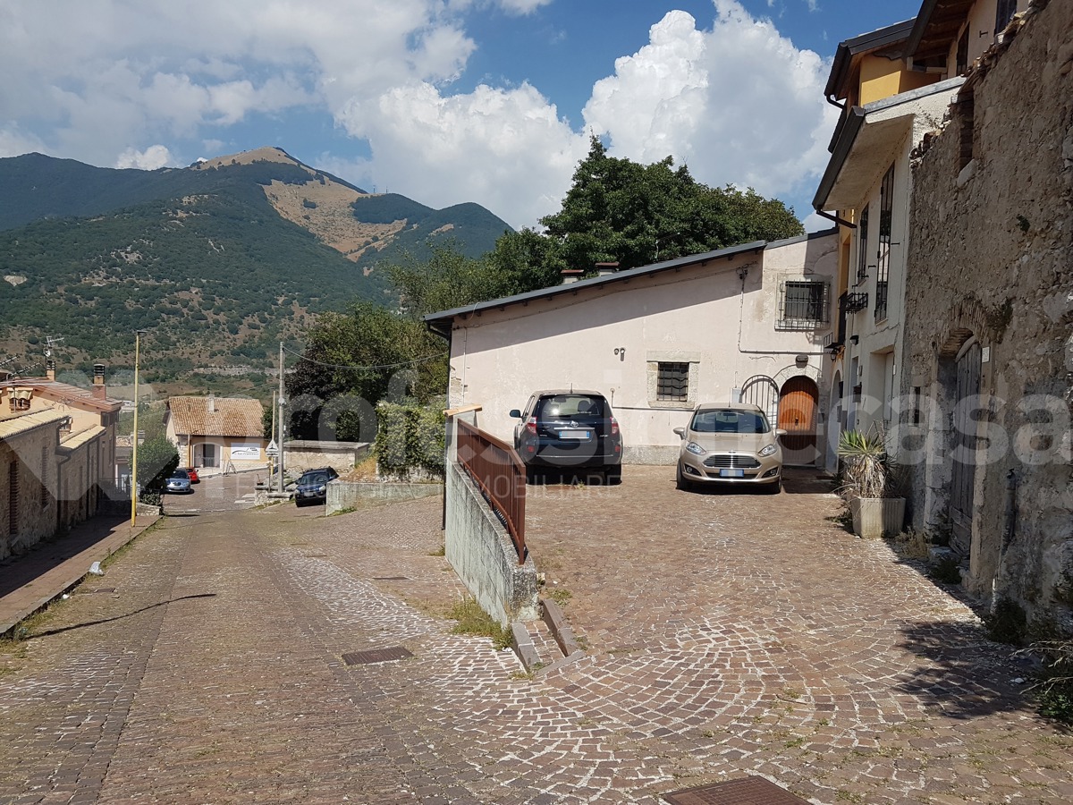Trilocale arredato in affitto a Castel di Sangro