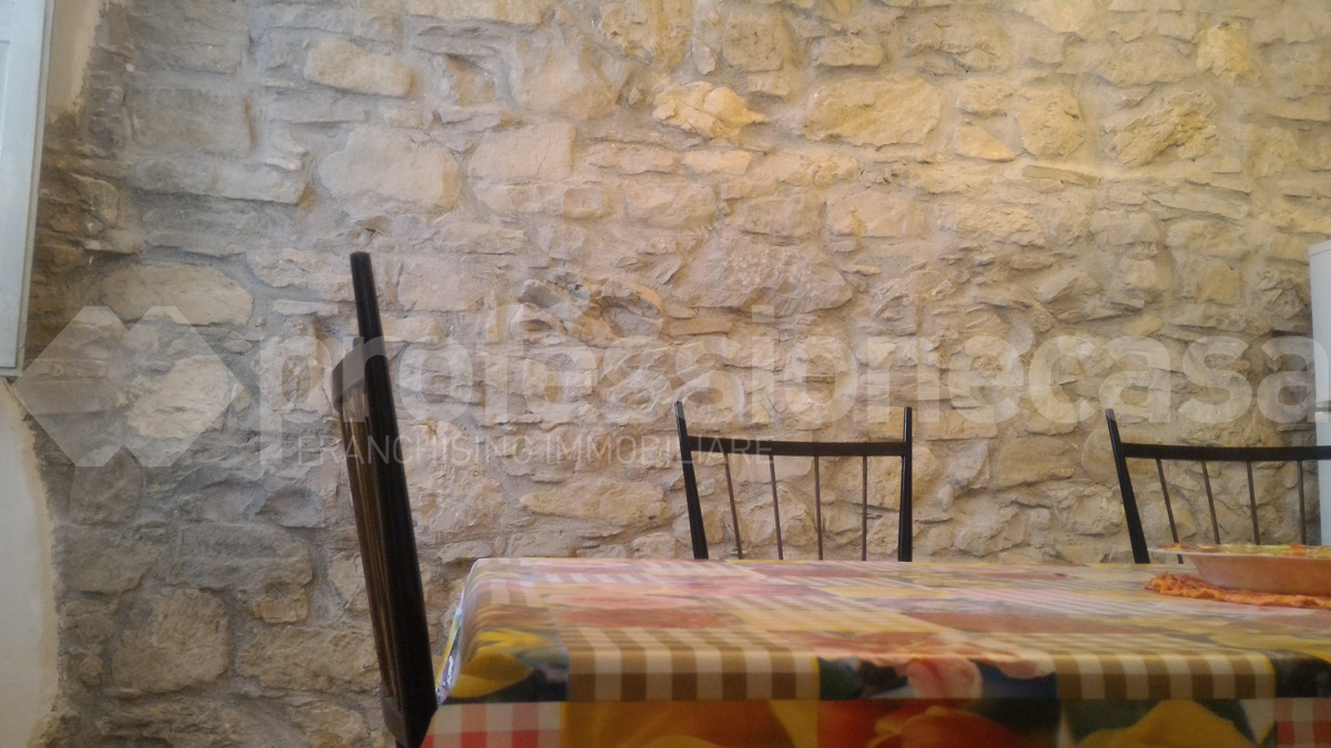 Casa indipendente in vendita a Sant'Angelo del Pesco