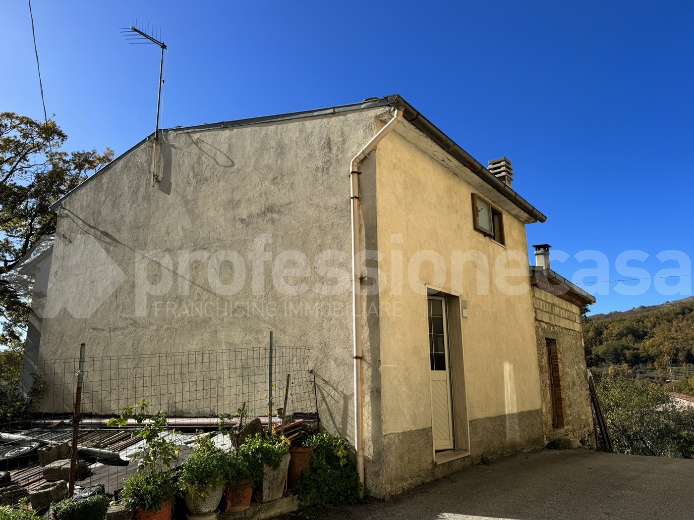 Casa indipendente con giardino a Ateleta