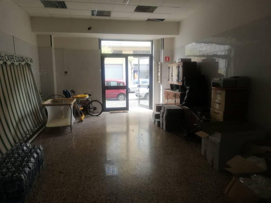 Negozio in vendita a Pagani