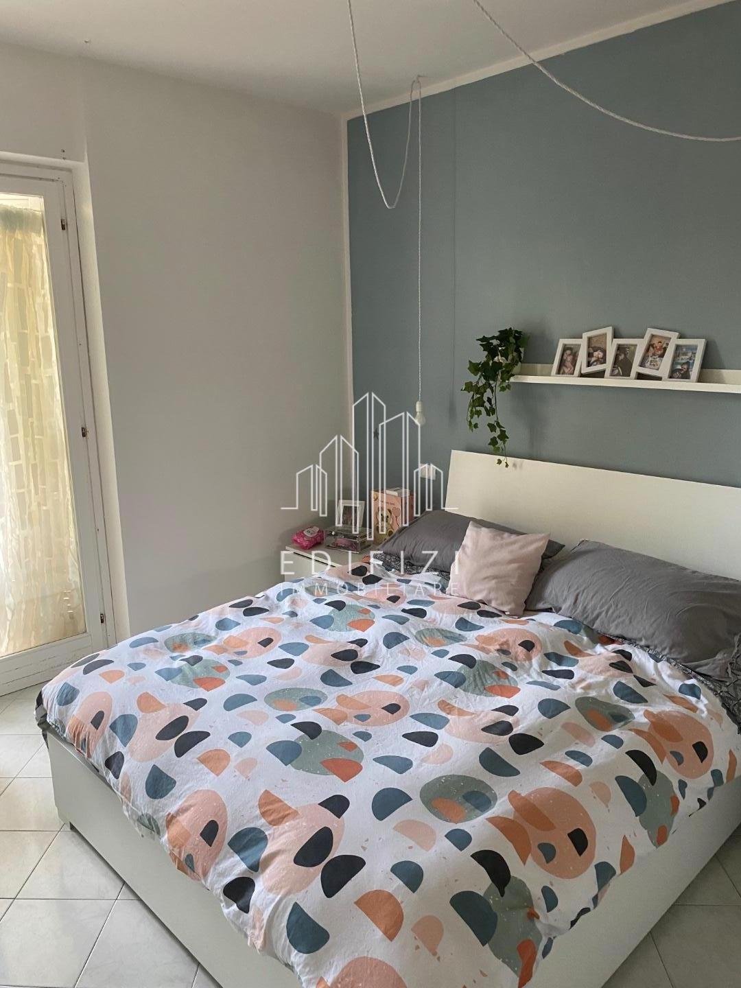 Quadrilocale con giardino, Massa marina di