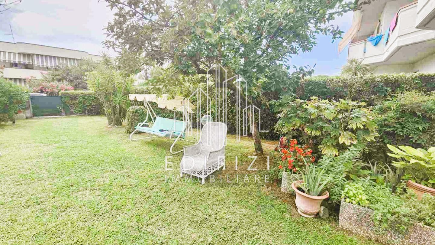 Quadrilocale in vendita, Massa marina di