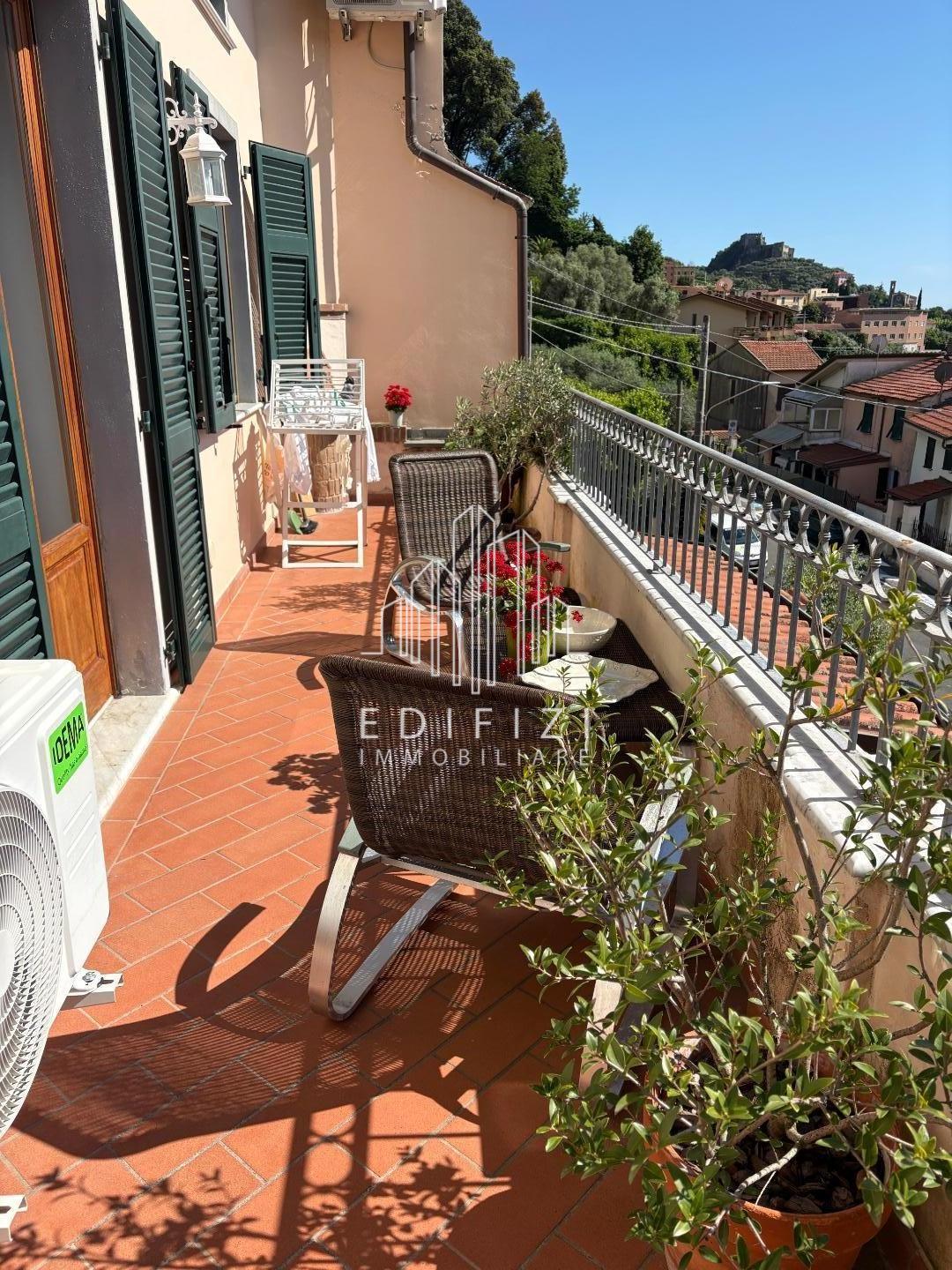 Casa indipendente con giardino, Massa capaccola