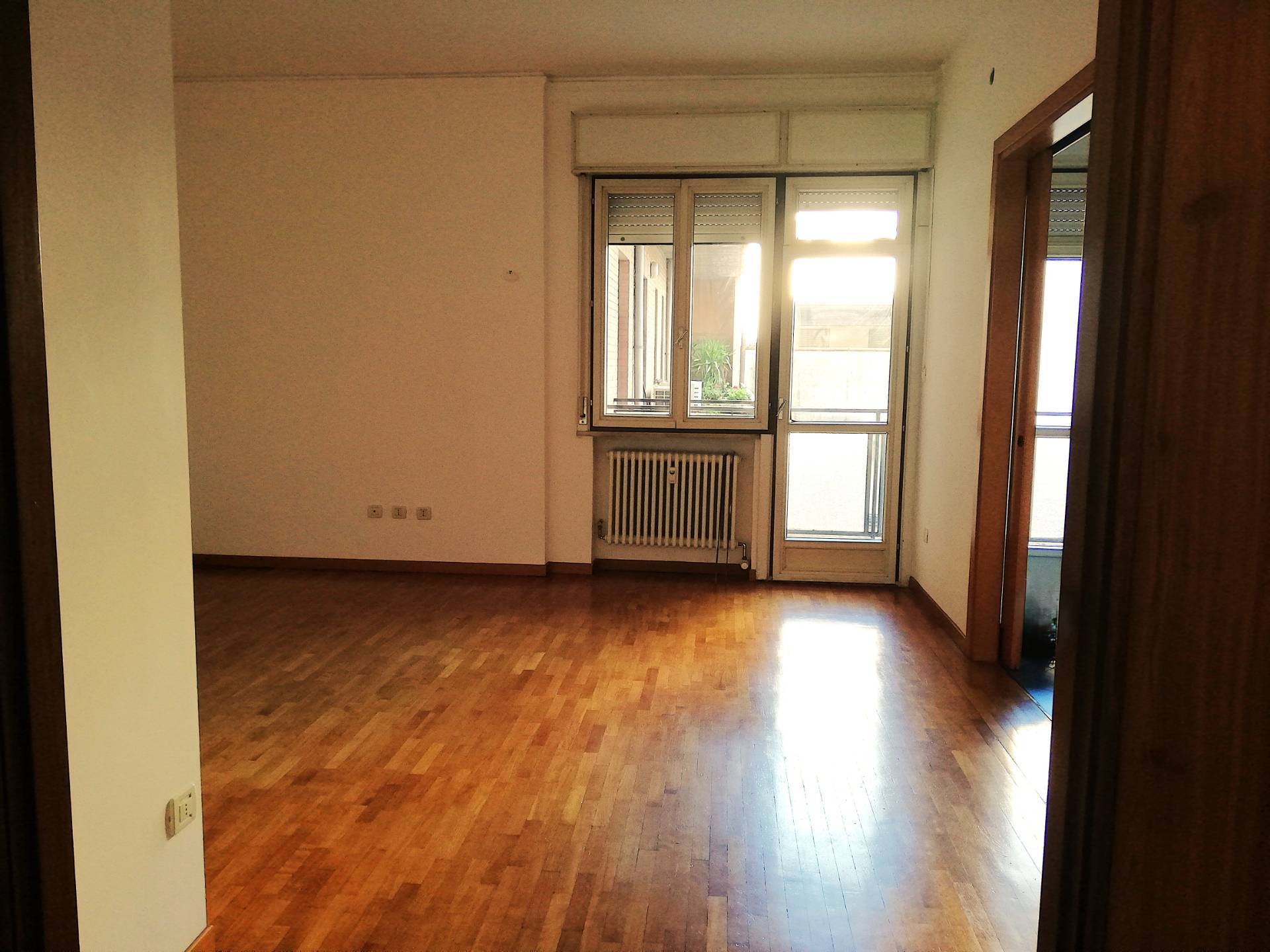 Appartamento in affitto a Ferrara, Entro Mura