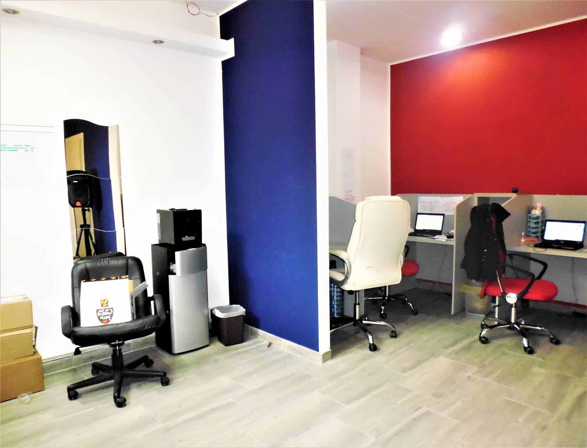 negozio in vendita a Ferrara, Entro Mura