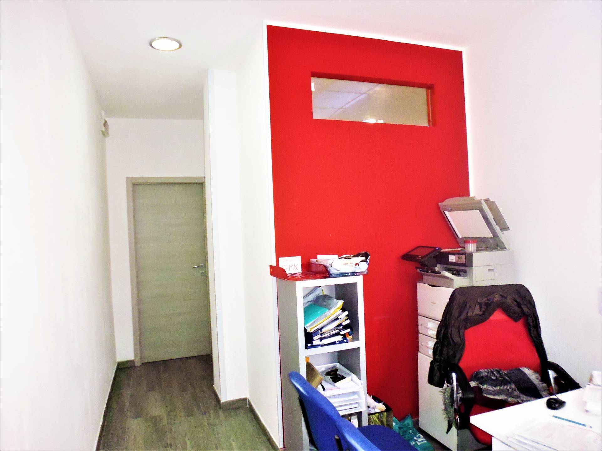 negozio in vendita a Ferrara, Entro Mura