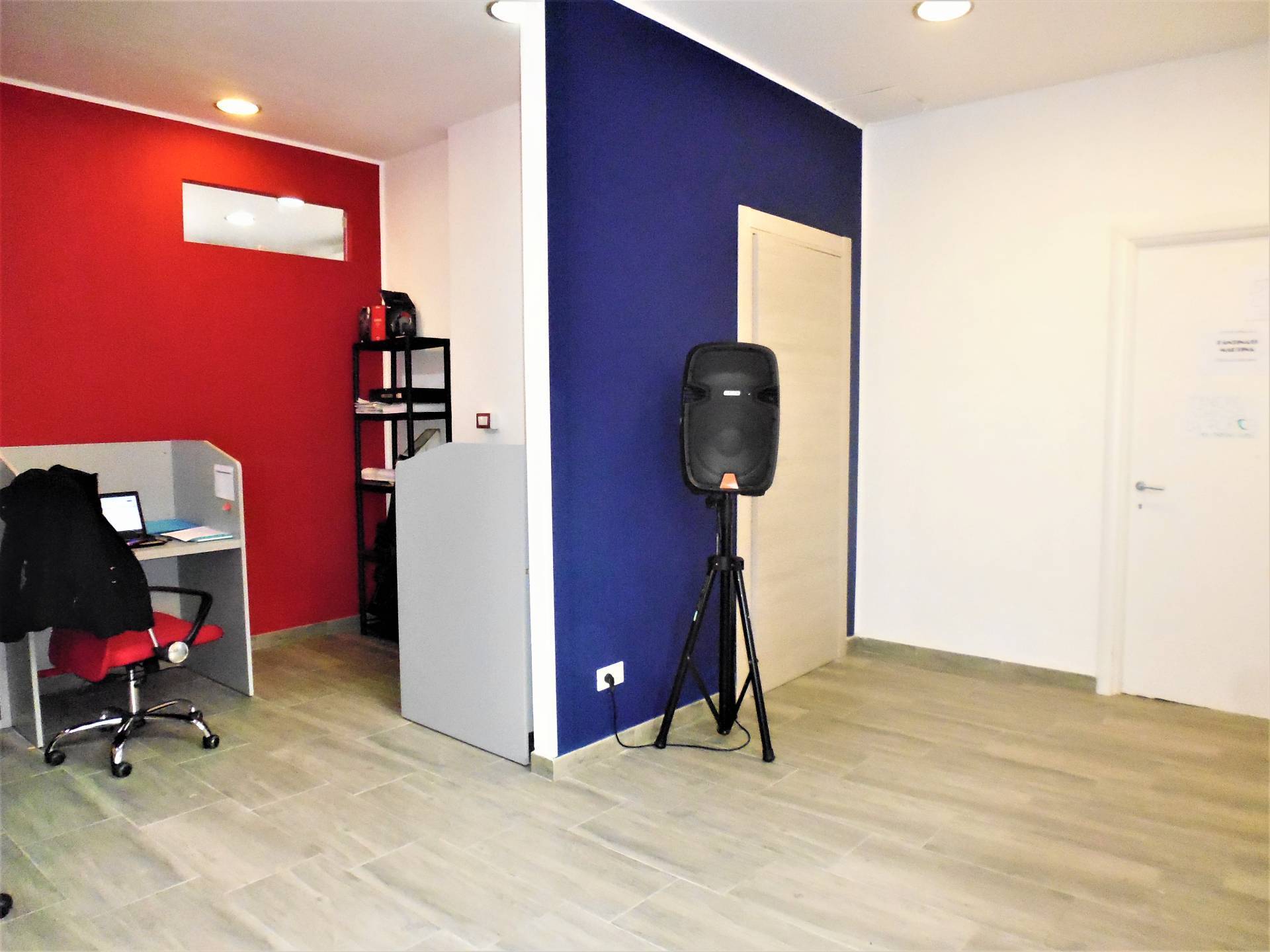 negozio in vendita a Ferrara, Entro Mura