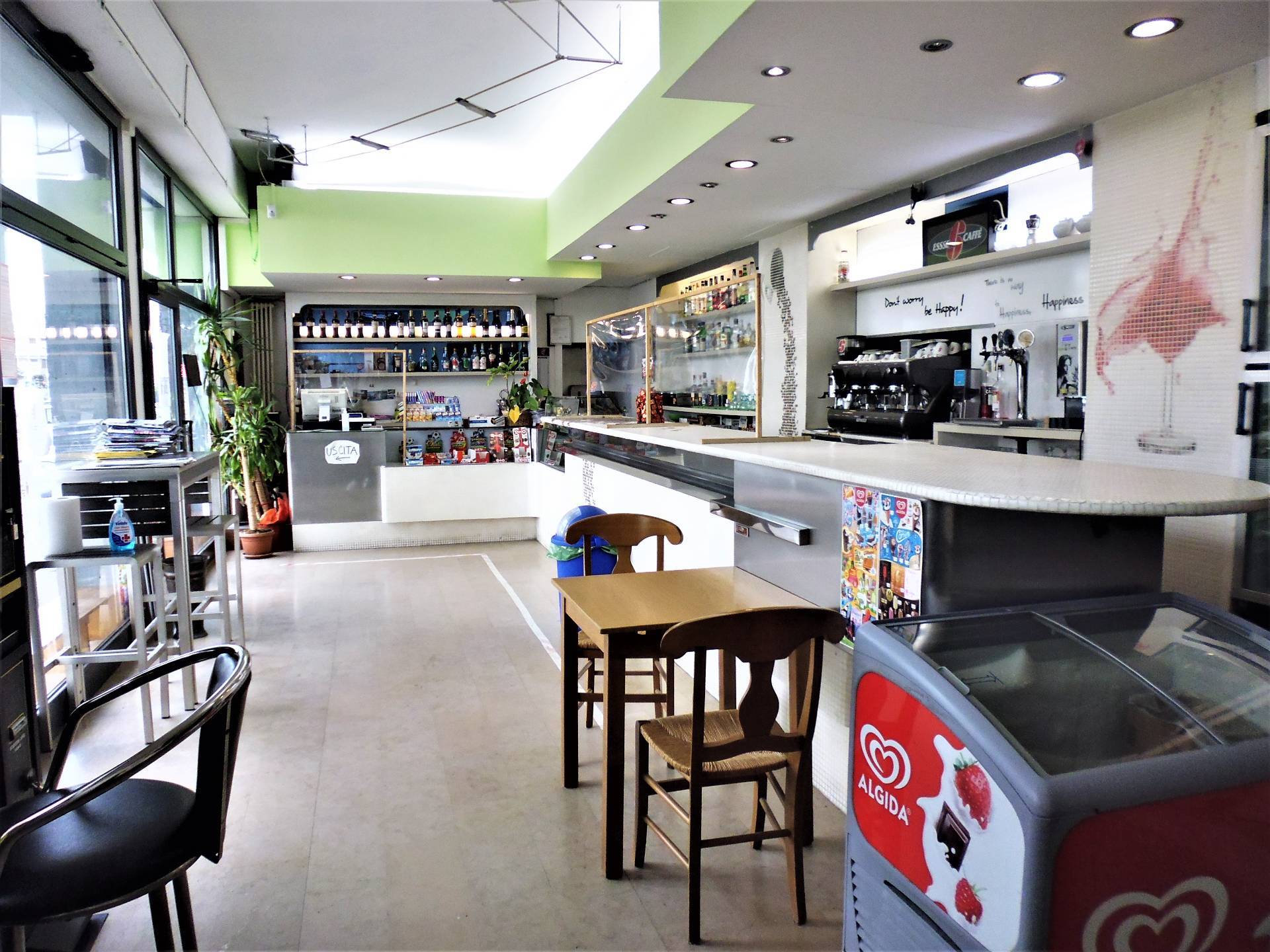 negozio in vendita a Ferrara, Via Bologna