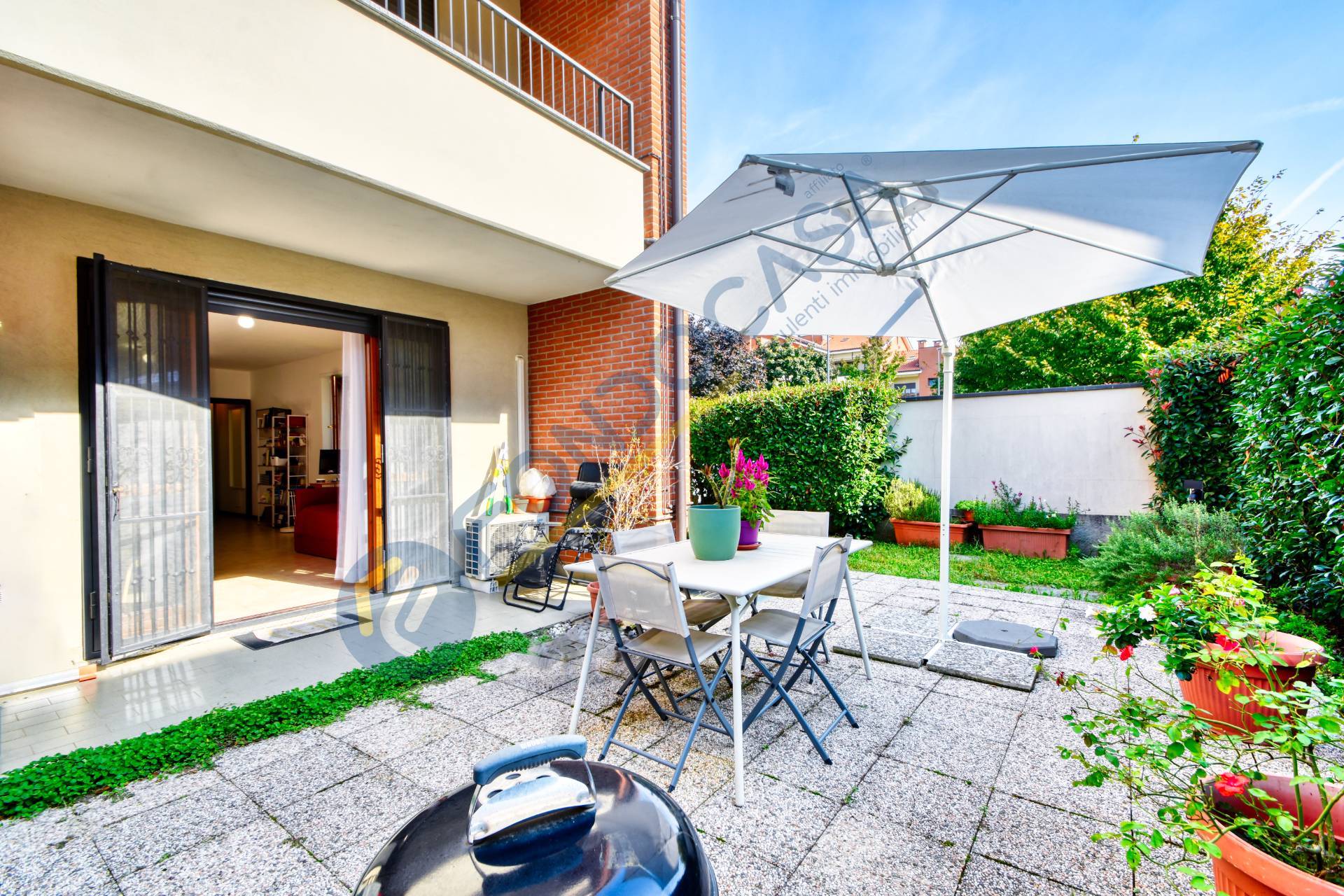 Appartamento in vendita a Biassono