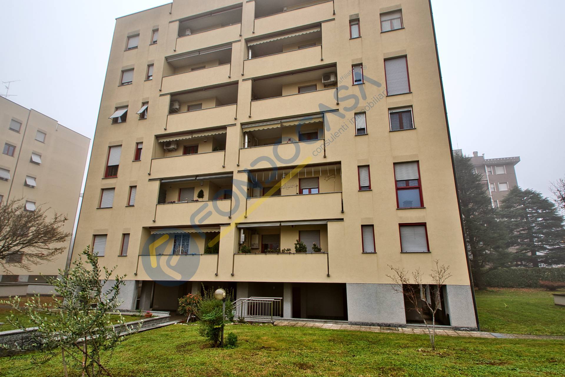 Appartamento in vendita a Senago