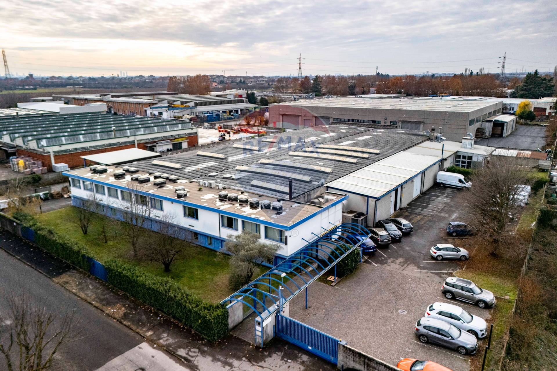 Capannone Industriale in vendita a Desio