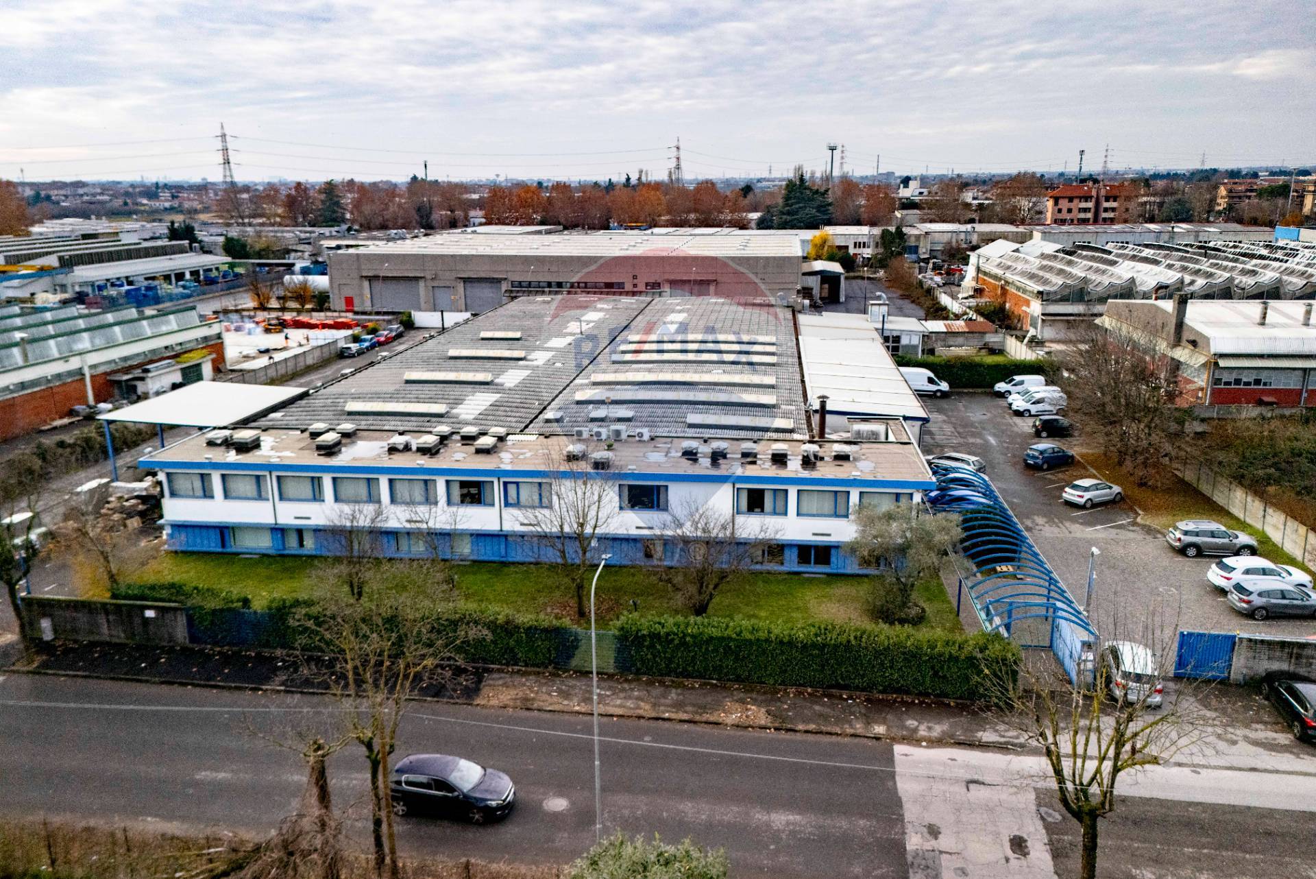 Capannone Industriale in vendita a Desio